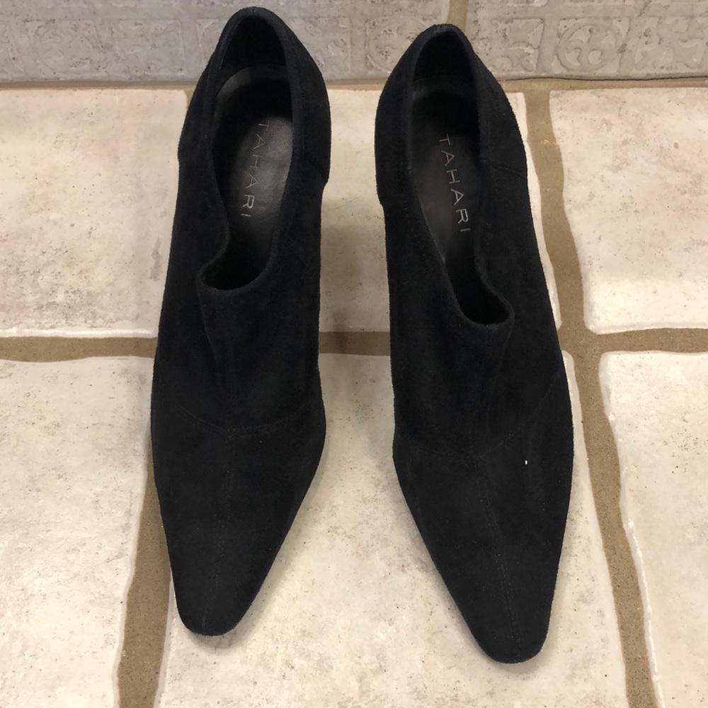 Tahari black suede heeled booties